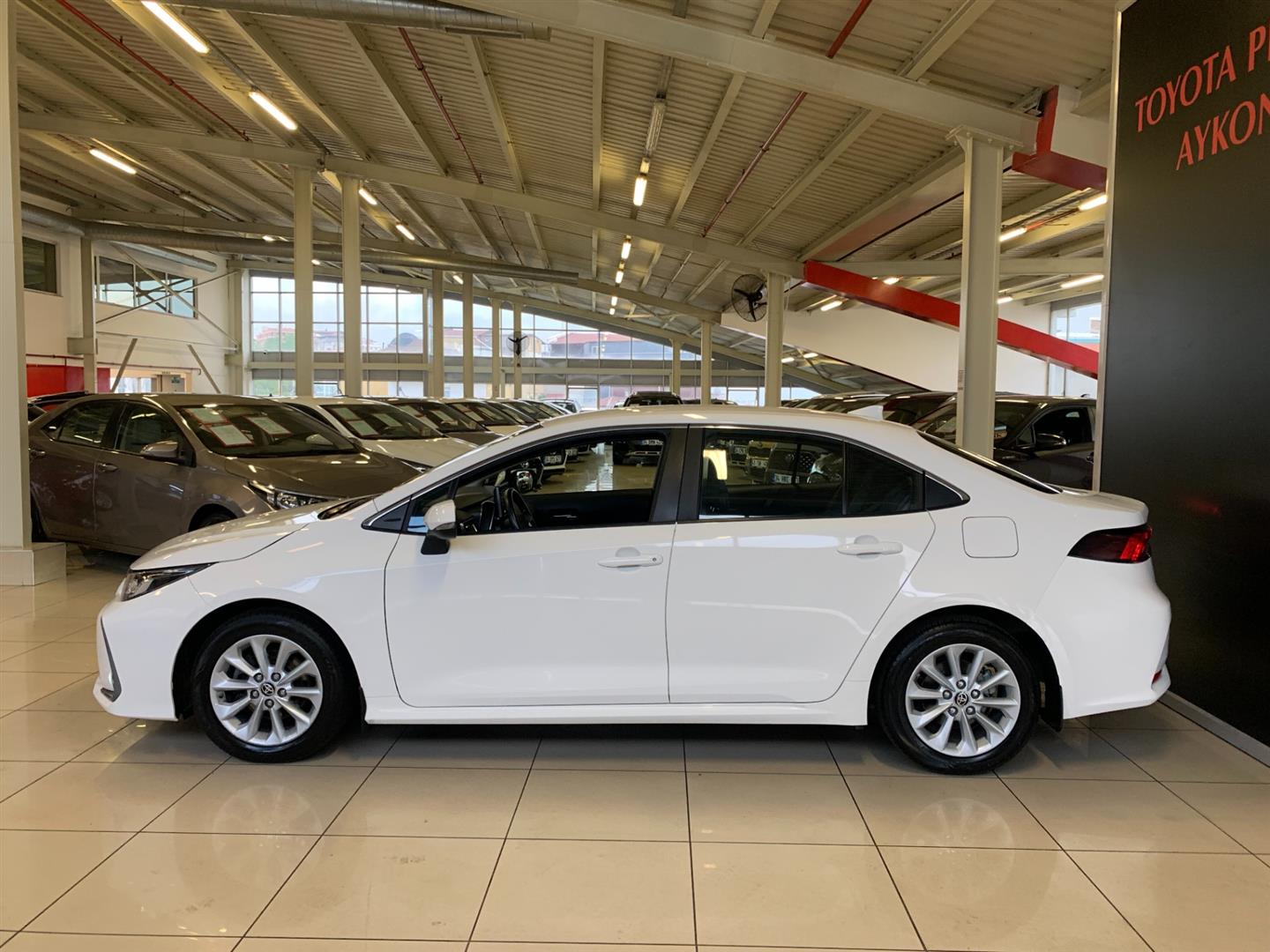 TOYOTA COROLLA / 1.5 DREAM MULTIDRIVE S Benzin